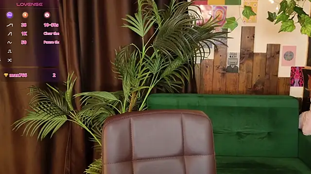 Yo Pixxie online show from 02.01.25