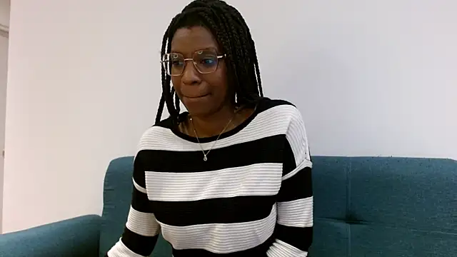 BrianaBrown1 online show from 02.04.25