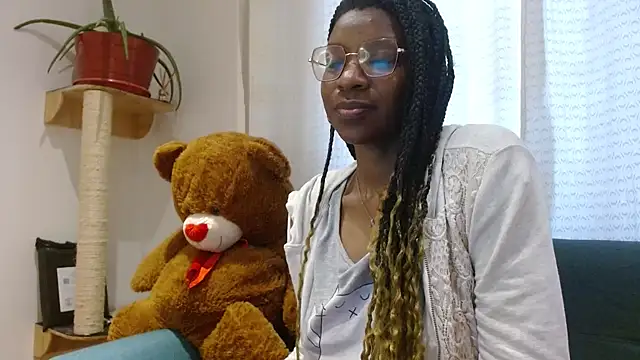 BrianaBrown1 online show from 02.15.25