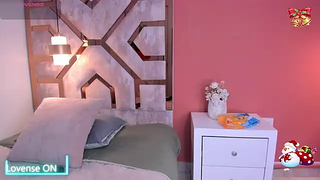 Snapshot of Billie_Jhonson_ chatting on 12.04.25 Billie Jhonson online show from 12.04.25