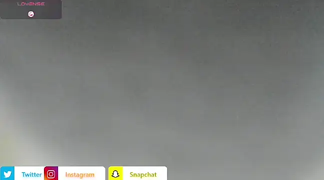 Snapshot of PRIYANKAUAE chatting on 02.15.25 PRIYANKAUAE online show from 02.15.25