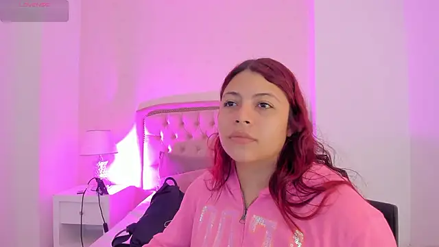 Kendall  Fox online show from 02.12.26