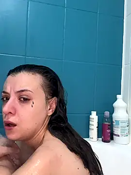 bunnythetailor online show from 09.21.25