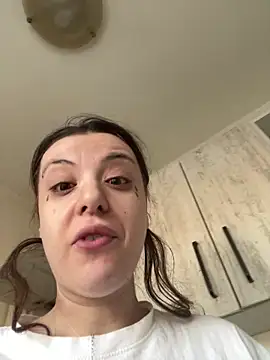 bunnythetailor online show from 03.14.26