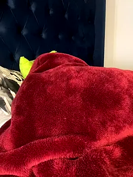 Snapshot of Boneca25 chatting on 10.18.25 Boneca25 online show from 10.18.25