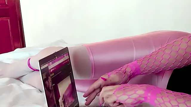 Cucked Sissy Bitch online show from 10.11.25