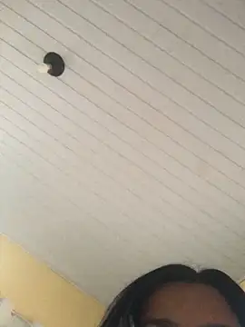 Snapshot of indiazinha69_ chatting on 02.18.26 indiazinha69 online show from 02.18.26