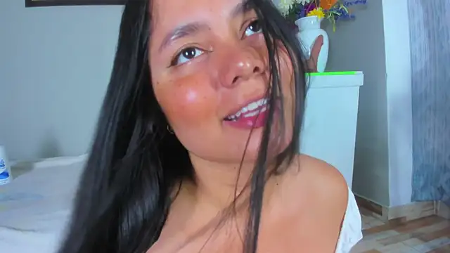 evaa greey online show from 11.09.25