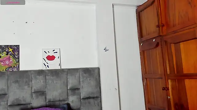 Snapshot of Isangel_ chatting on 11.07.25 Isangel online show from 11.07.25