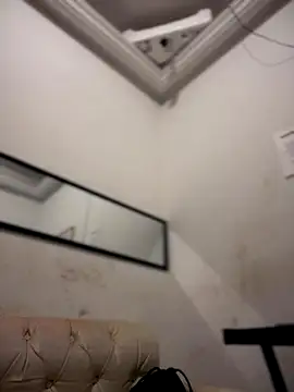 Snapshot of HeatherCobs chatting on 11.14.25 HeatherCobs online show from 11.14.25