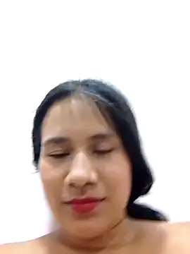 Snapshot of sol_miluna2 chatting on 09.22.25 sol miluna2 online show from 09.22.25