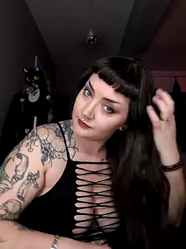 goblingirl888 online show from 11.19.25