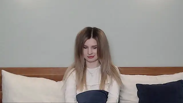 Snapshot of Chloe_Addison chatting on 02.12.25 Chloe Addison online show from 02.12.25