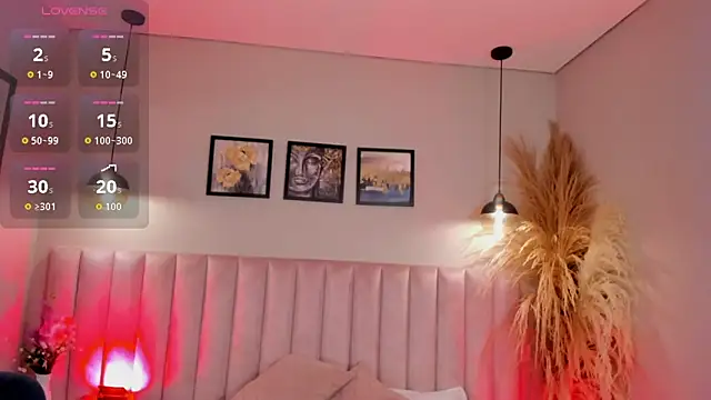 Zoe Banks  online show from 10.10.25