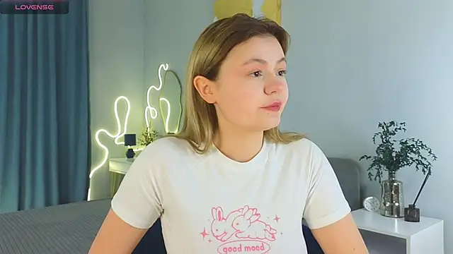 DownyClouds online show from 02.11.25