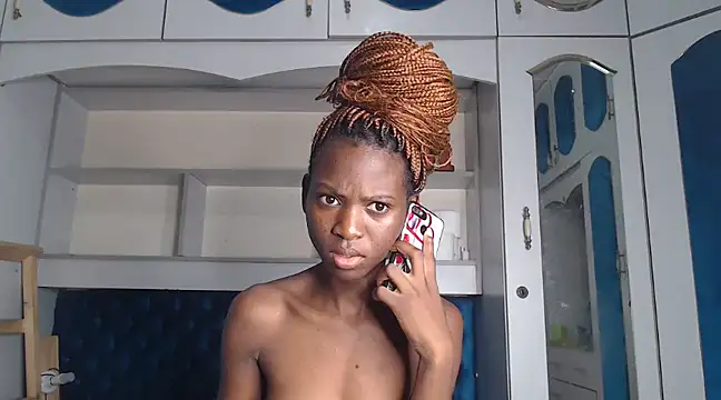 YoungDiva69 online show from 01.30.25