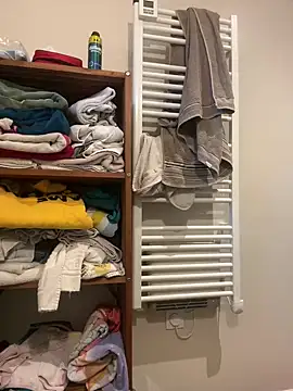 yannusgir33 online show from 01.28.25