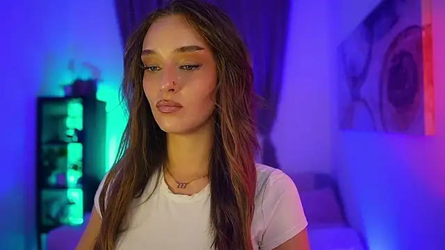 Clara Nia online show from 11.01.25