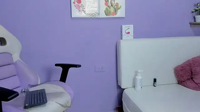 Rossi Mariana online show from 03.08.25