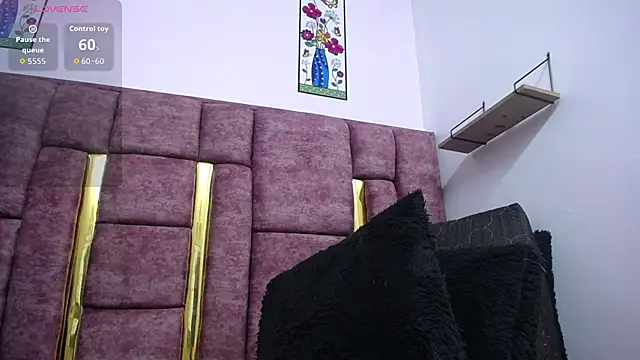 Snapshot of VICTORIAHANK_ chatting on 01.13.26 VICTORIAHANK online show from 01.13.26