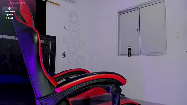 Nicol TransGirl online show from 10.24.25