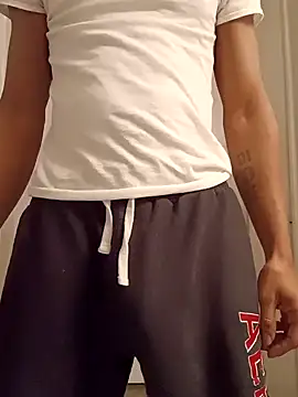 Snapshot of RRasta25 chatting on 01.30.25 RRasta25 online show from 01.30.25