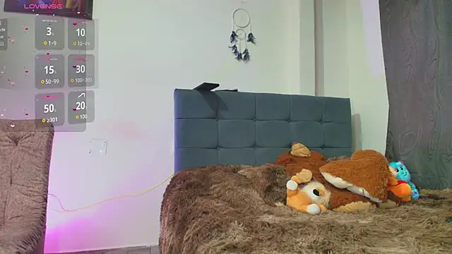 Sophie Astor online show from 01.07.26