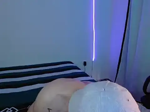 H3ll B0I online show from 01.30.25