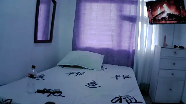 Alaiapink online show from 02.06.25