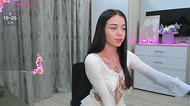  dkny  online show from 09.29.25