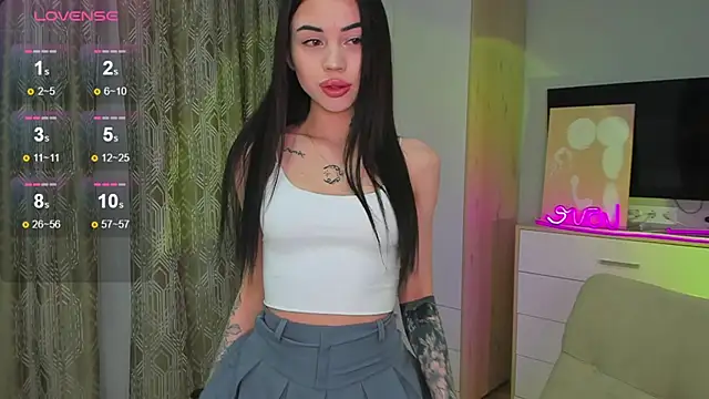  dkny  online show from 02.04.26