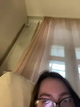 Snapshot of DearAlise chatting on 01.13.26 DearAlise online show from 01.13.26