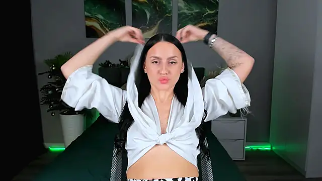 EmiliaBeynard online show from 02.03.25