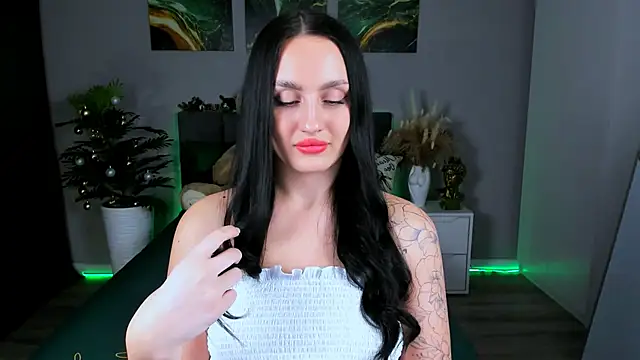 EmiliaBeynard online show from 02.04.25