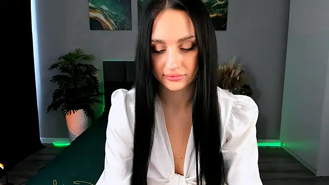 EmiliaBeynard online show from 02.08.25