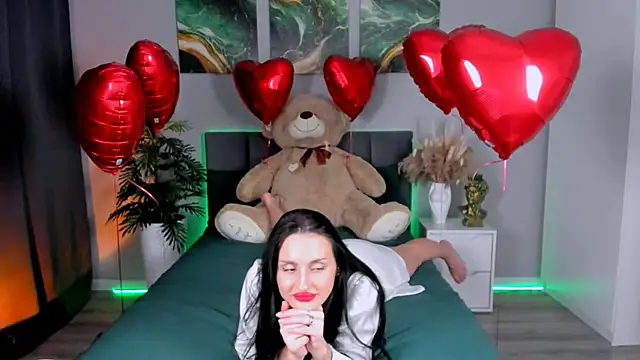 EmiliaBeynard online show from 02.14.25