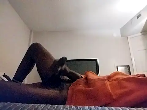 Snapshot of Nutt88 chatting on 10.15.25 Nutt88 online show from 10.15.25