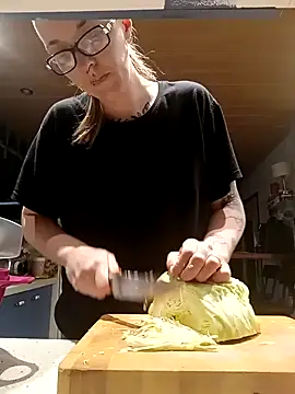 Astrid-Gilbert online show from 02.10.25