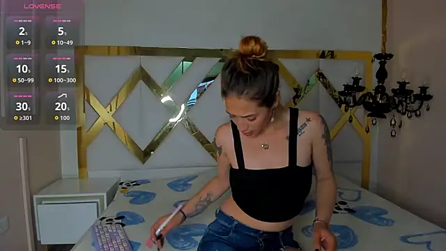 Snapshot of zoe_taylorr1 chatting on 09.16.25 zoe taylorr1 online show from 09.16.25