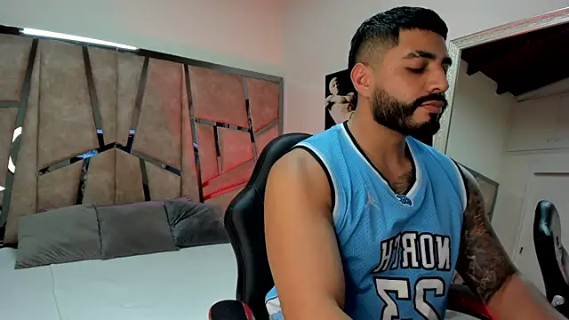 LeandroRusso online show from 02.10.25