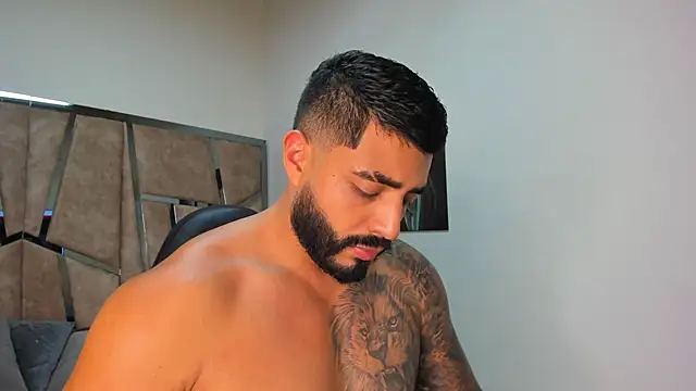 LeandroRusso online show from 02.25.25