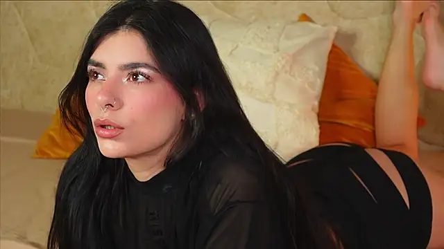 Snapshot of MillaBlis chatting on 03.14.26 MillaBlis online show from 03.14.26