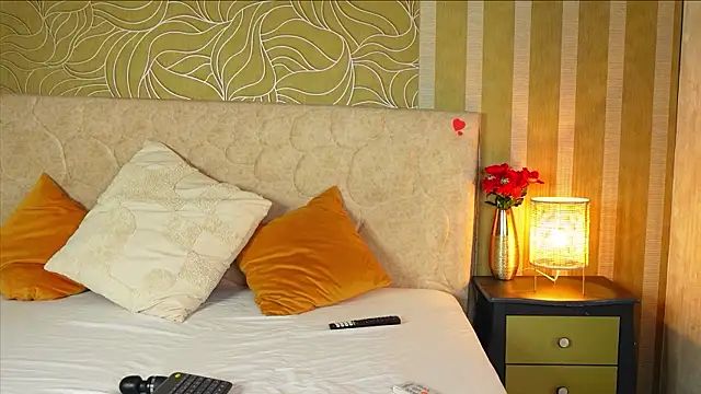 Snapshot of MillaBlis chatting on 03.15.26 MillaBlis online show from 03.15.26