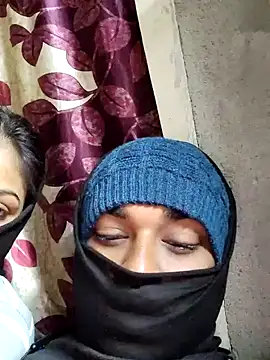 Snapshot of birds0641 chatting on 02.09.25 birds0641 online show from 02.09.25