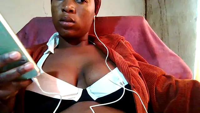 Hotchic22 online show from 09.24.25