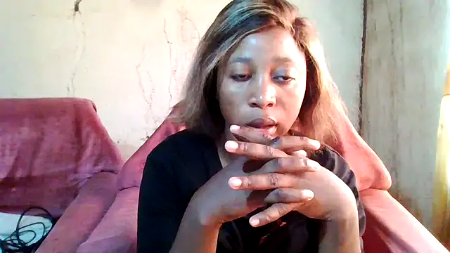 Hotchic22 online show from 09.28.25