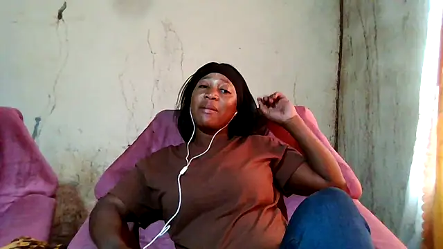 Hotchic22 online show from 10.03.25