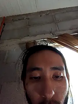 Snapshot of Miguelmxss chatting on 01.26.25 Miguelmxss online show from 01.26.25