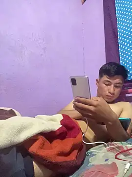 Snapshot of EduardoEspinoza12 chatting on 03.03.25 EduardoEspinoza12 online show from 03.03.25