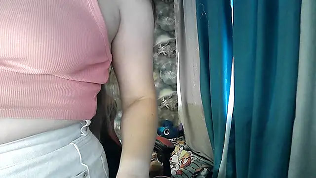 Snapshot of Misssweet_s chatting on 07.20.26 Misssweet s online show from 07.20.26